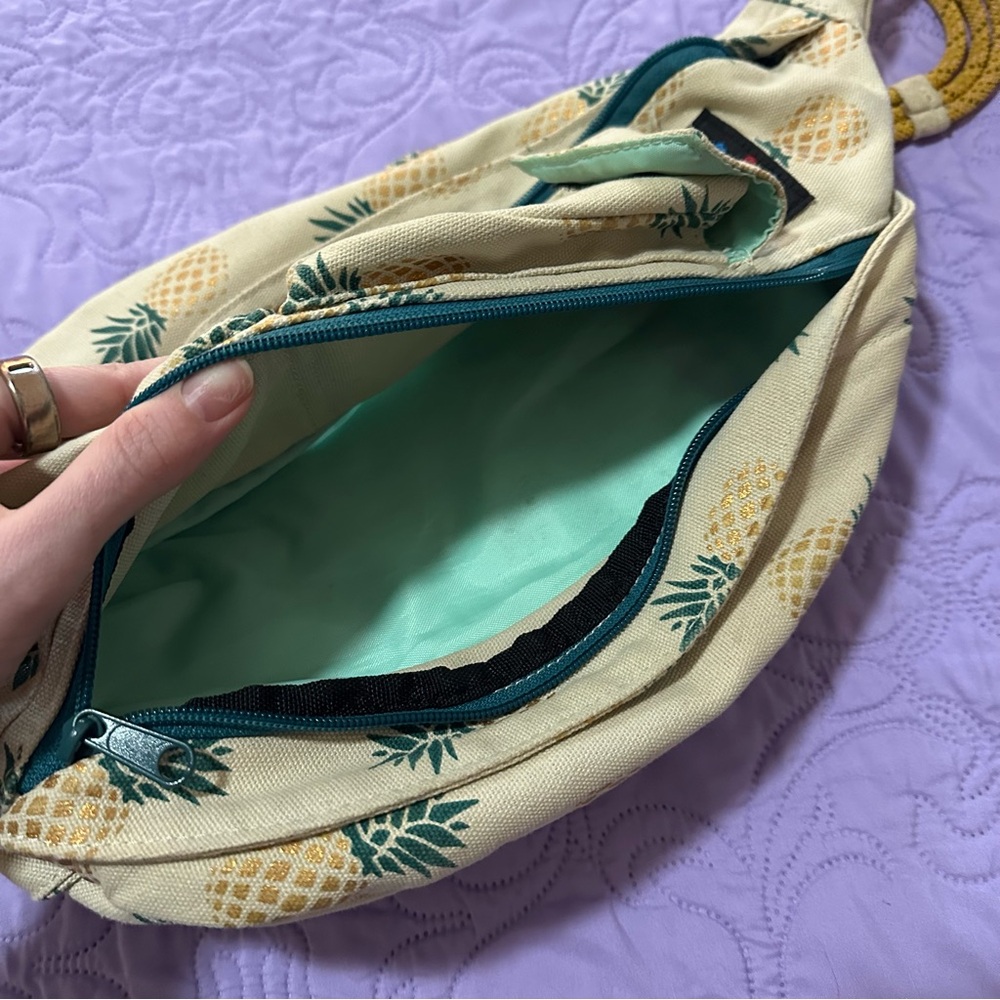 KAVU Pineapple Print Sling Crossbody Bag - Picture 4 of 6